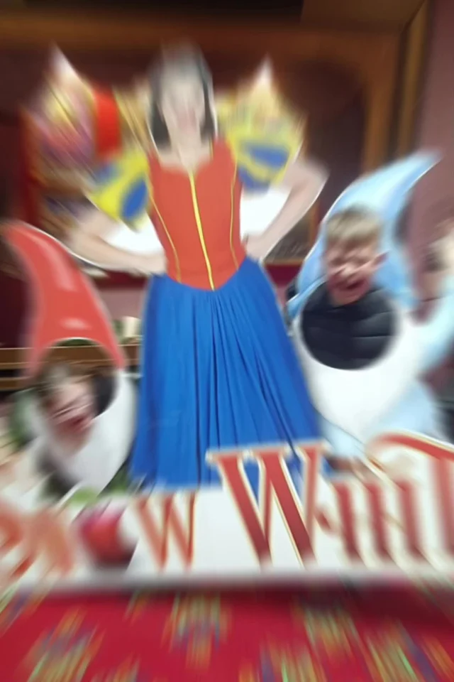 Absolutely great night watch Snow White at the Lyric last night. All our young people and staff really enjoyed the show.