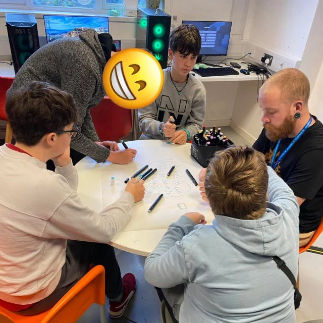 We had a jam packed day with the young people cooking spaghetti and cookies. They spent £14.44 to feed 15 young people! Great work!

We also had an e-safety session and made some more macrame Christmas decorations.  #awardsforall