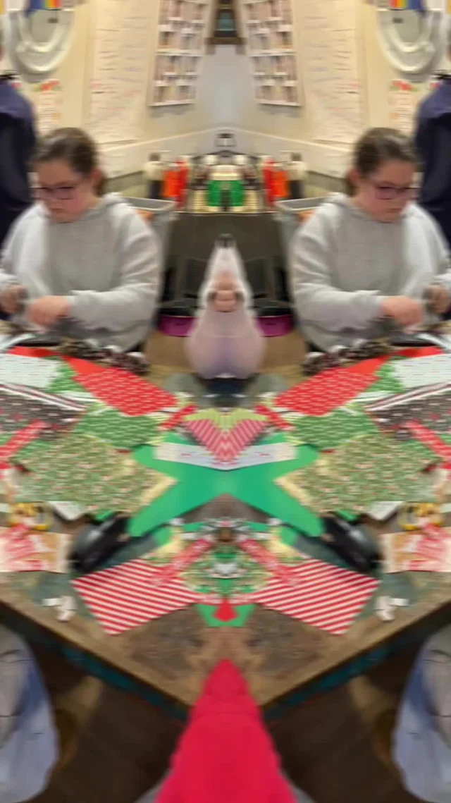 Christmas exploded at Dr Mz today. We made endless paper chains and decorated the centre. Our student Gethin ran the second part of his E safety project which lots of young people got involved with and we also had a visit from Radio 4 who recorded a podcast for their 'about the girls' programme.