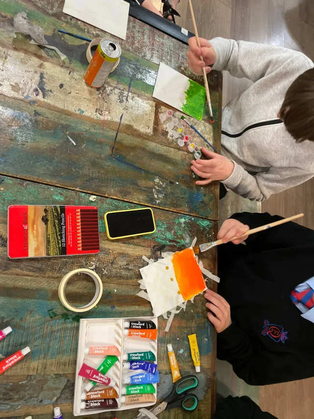 The Volunteers turned out earning credits tonight by helping around the centre.

We also had a painting session with Hannah and the gang. Chris was reminiscing his childhood by gaming in the digi-lab with the young people, towards the end of the night the young people made some Nutella and Biscoff parcels which were very sweet and all the young people got to try.

Don't forget free meal Friday tomorrow :)